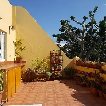 Atico 70 Metros De Terraza